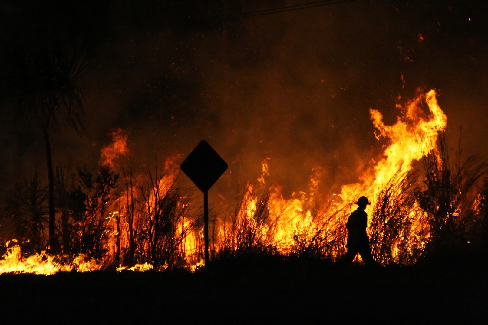 Senate Democrats Request Investigation of Verizon’s Potential FCC Violation, Claiming Limits on “Unlimited Data” Misled California Firefighters During Wildfire