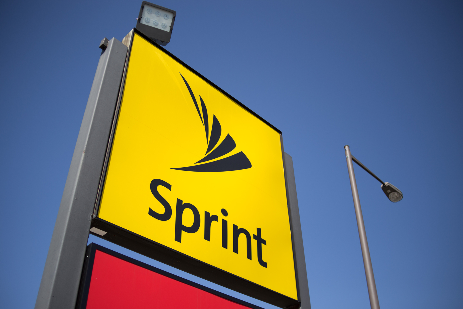 Sprint Attacks 5G Evolution Branding by AT&#038;T